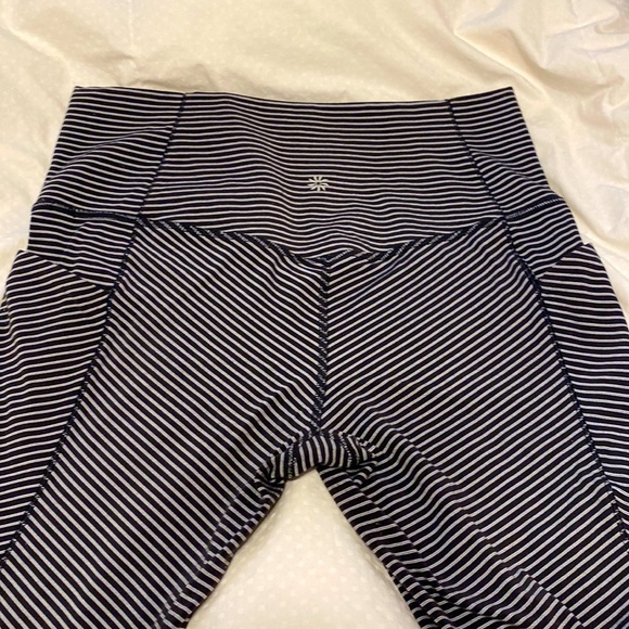 Athleta Pants - Athleta leggings